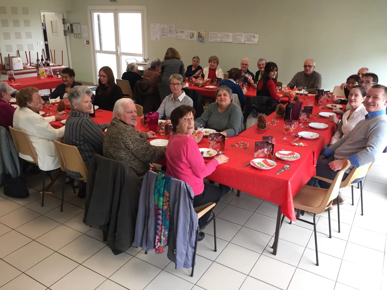 Le traditionnel repas pour les résidents de la RPA