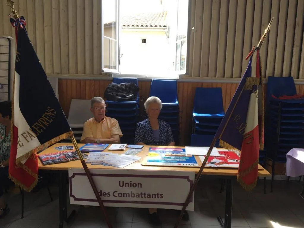 14233823_10209252140875033_602899972_o