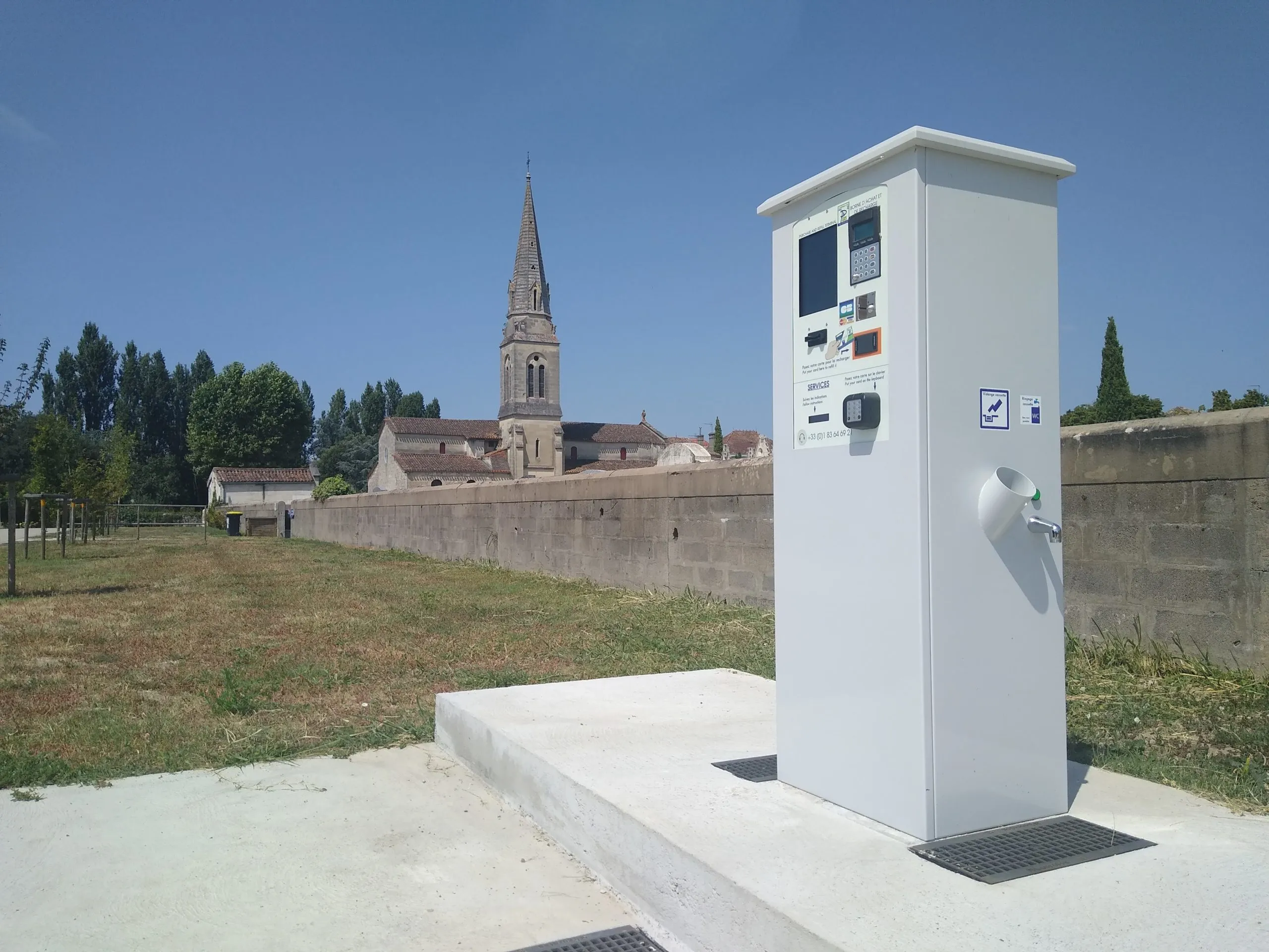 Une nouvelle borne de services pour Camping-Cars