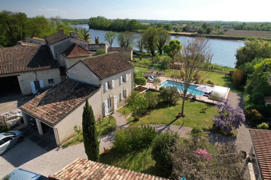 Aux rives Saint Martial